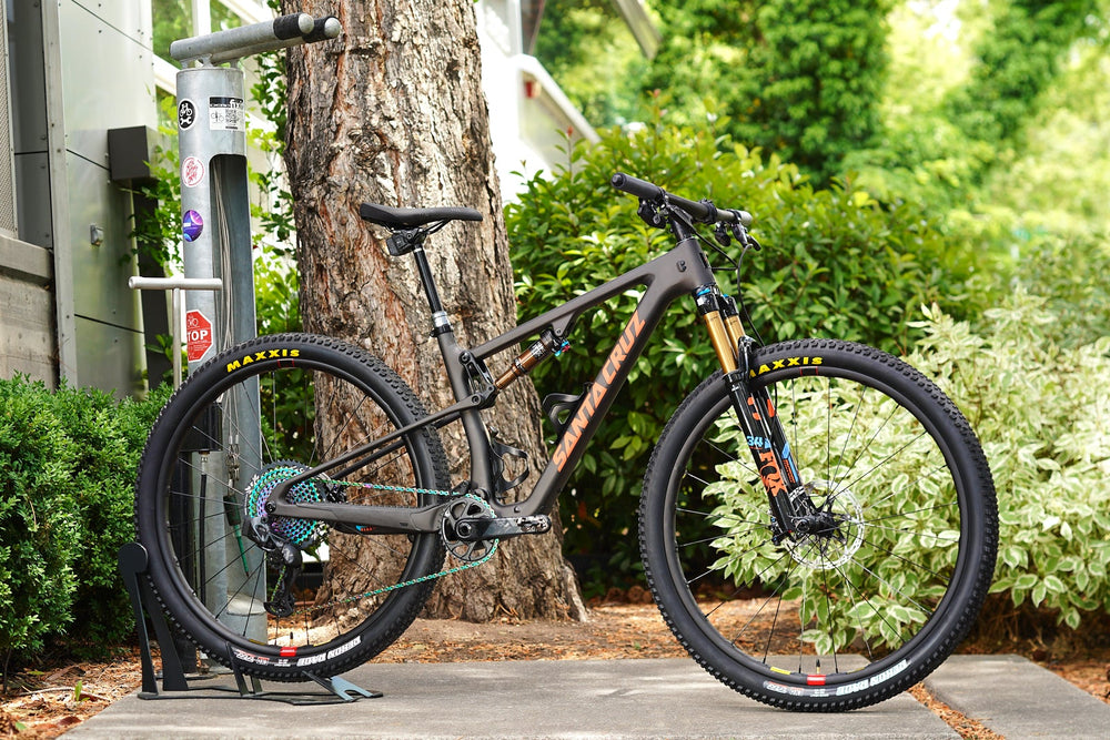 Contender Ten Best of 2021: A Superlight Santa Cruz Blur CC TR